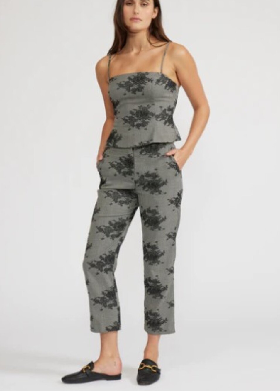 Gray Floral Print Cropped Pant Size Small